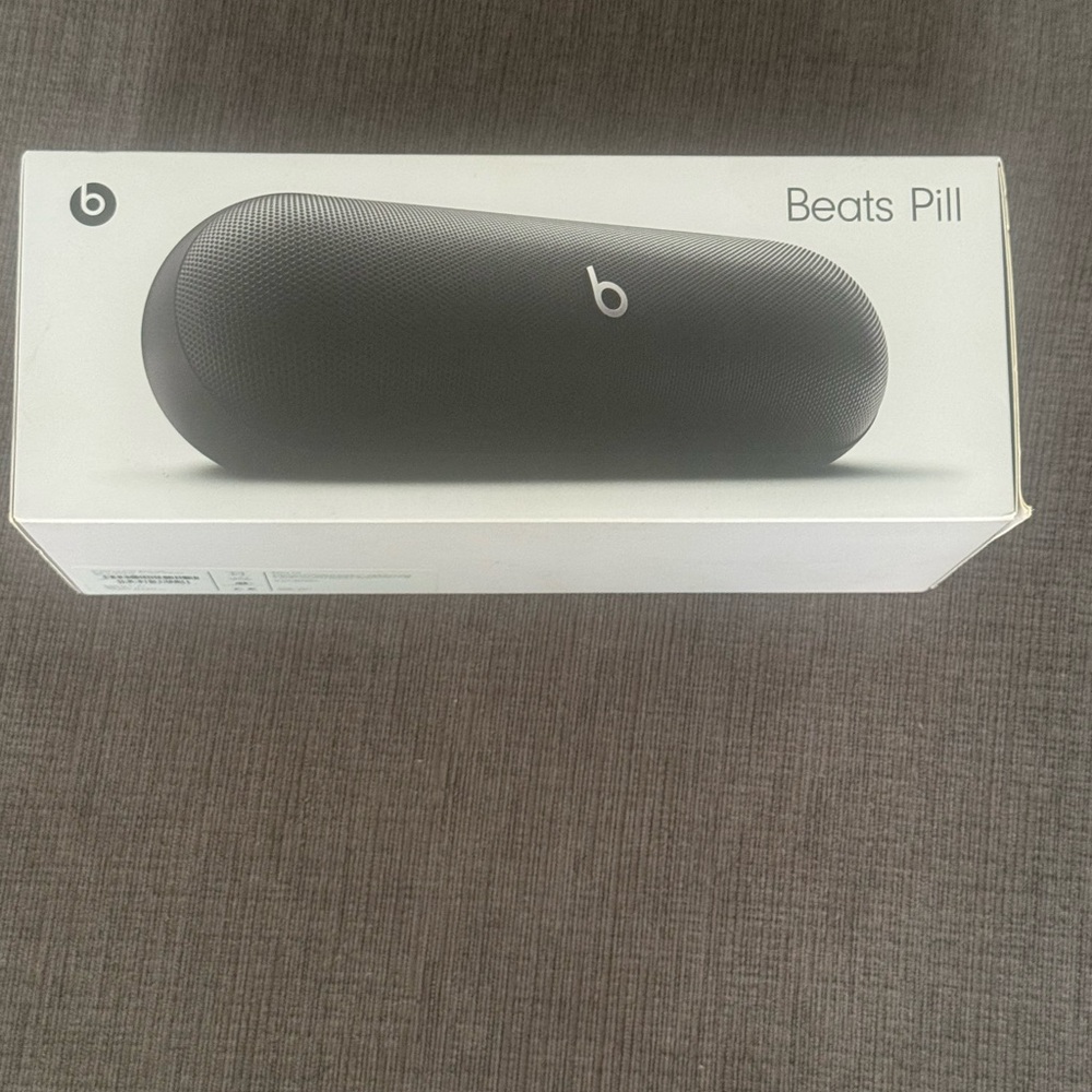 Beats Pill Portable Speaker - Black